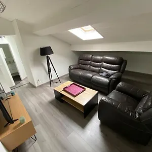 appartement-t2-plein-centre.midi-pyreneeshotels.com/